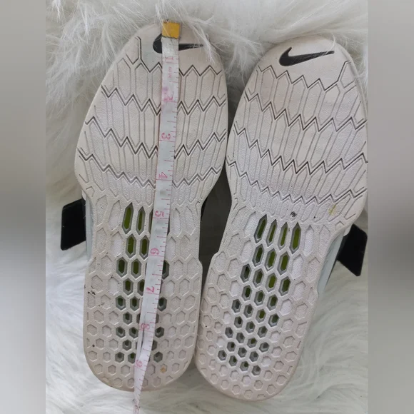 Nike Women's Romaleos 3 'Black/White Athletic Shoes Size 6 US - Picture 9 of 16